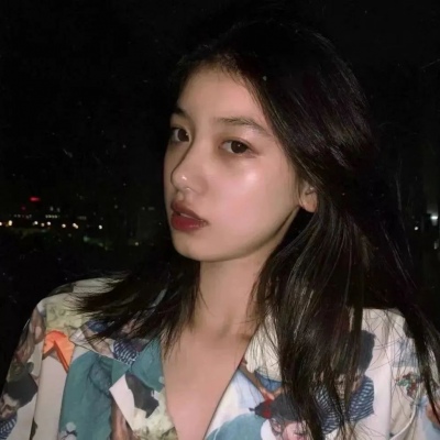 微信单人闺蜜头像真人图片(精选20张)