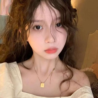 高颜值抖音网红头像(共34张)