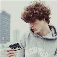 qq伤感欧美男头像大全(共20张)