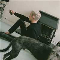 qq伤感欧美男头像大全(共20张)