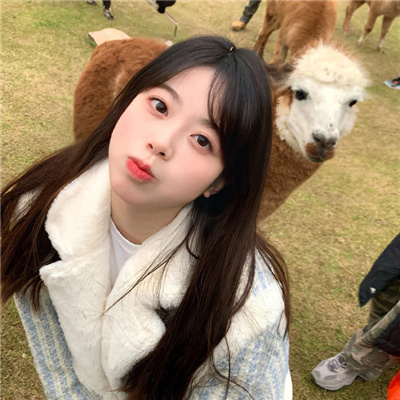 1823满满的春天气息感元气女生头像(优选20张)