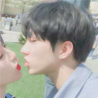 唯美情侣头像一左一右头像(精选22张)