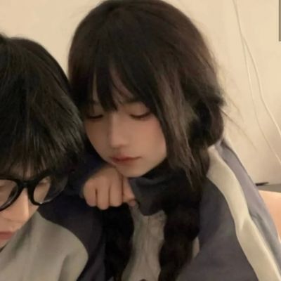 唯美情侣头像一左一右头像(精选22张)