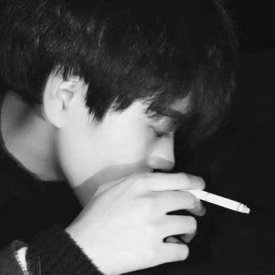 qq头像男生霸气抽烟头像(精选16张)