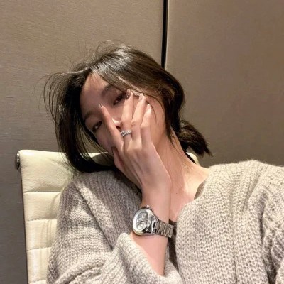 2023年小女生头像(共26张)