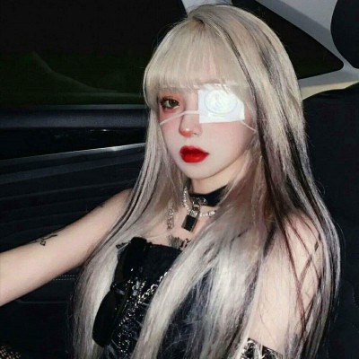 2023年最潮最火女生头像图片(24张)