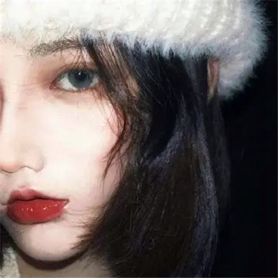 2023年最潮最火女生头像图片(24张)