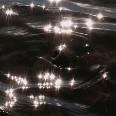 有意境的文艺微信头像(20张)