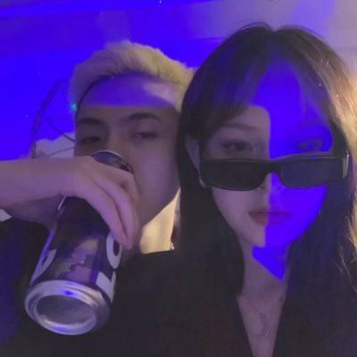 情侣头像真人独一无二的高清情头图片大全(精选18张)