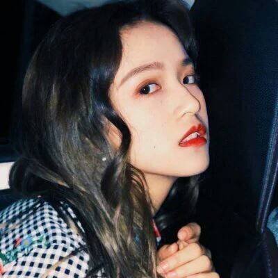 独特好看的女生头像图片(优选24张)