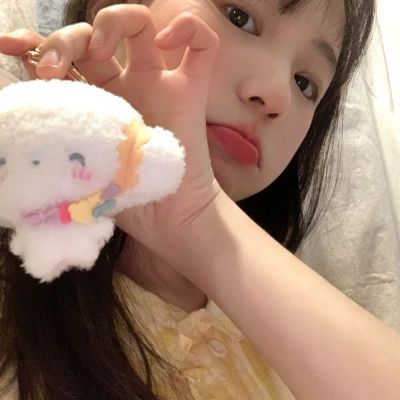 独特气质女生头像图片(20张)