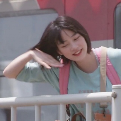 高清闺蜜头像一甜一冷图片大全(优选20张)