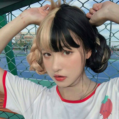 一些好看的网红女头像(优选24张)