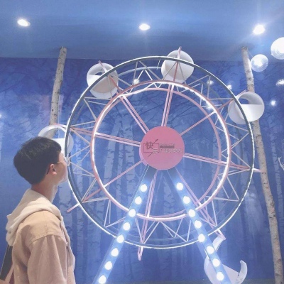 卡通情侣头像一男一女(共18张)