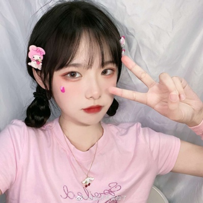 小清新好看的闺蜜头像一人一张可爱(优选16张)