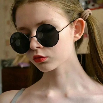 高清仙气飘飘的欧美头像图片大全(共24张)