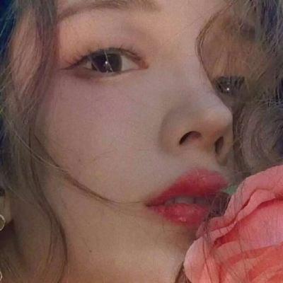 高清仙气飘飘的欧美头像图片大全(共24张)