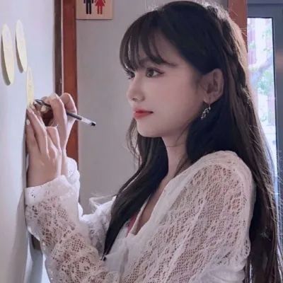 气质好看的女生头像(优选22张)