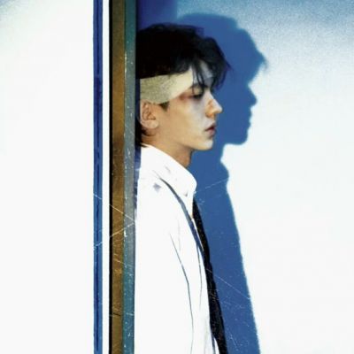 超级好看的真人男生头像(共20张)