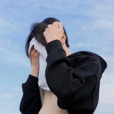 超级好看的真人男生头像(共20张)