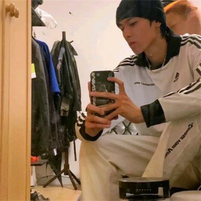 2223新款可爱男微信头像(精选20张)