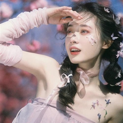 2023年最火爆的头像女生(共24张)