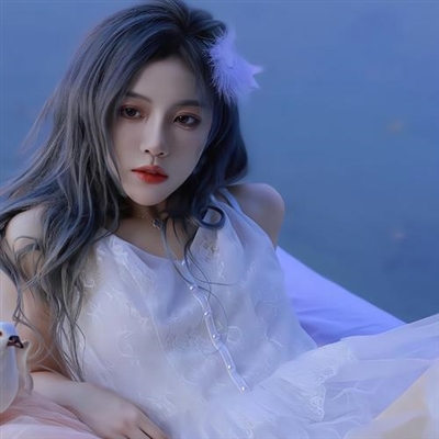 2023年最火爆的头像女生(共24张)