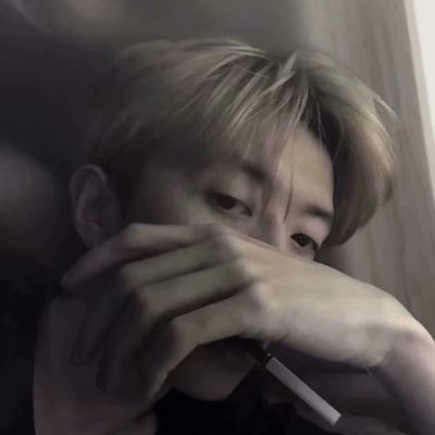 超拽有个性的男生头像精选(优选24张)