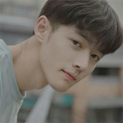 超拽有个性的男生头像精选(优选24张)