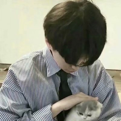 超拽有个性的男生头像精选(优选24张)