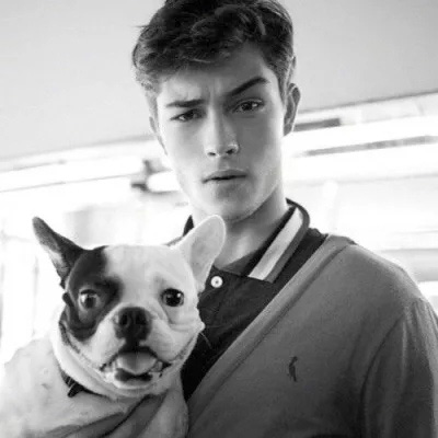 超拽有个性的男生头像精选(优选24张)