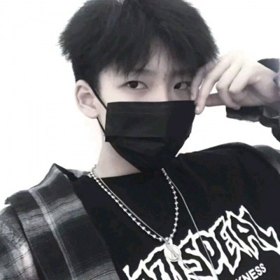 超拽有个性的男生头像精选(优选24张)