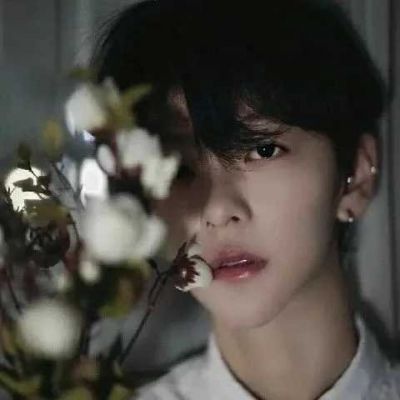 让人一眼就喜欢的男生头像(共24张)