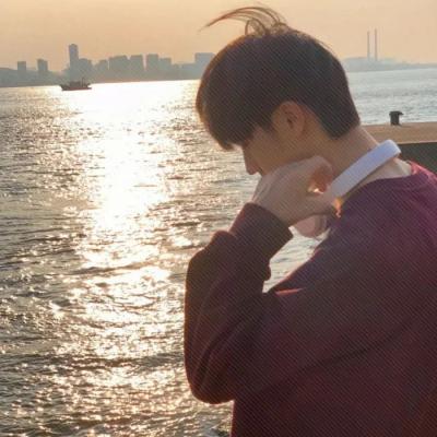 好看又耐看的头像男(24张)