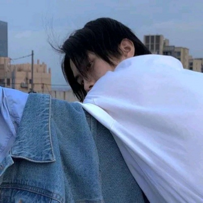 男生气质帅哥头像图片(共28张)