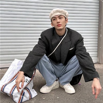 男生气质帅哥头像图片(共28张)