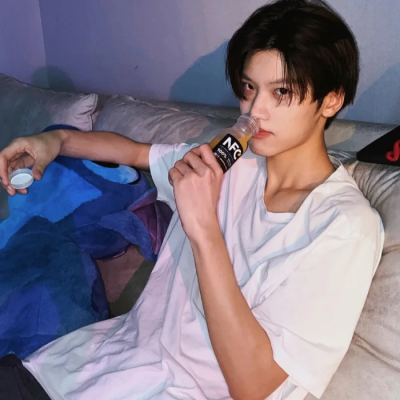 2023高清头像男气质头像(30张)