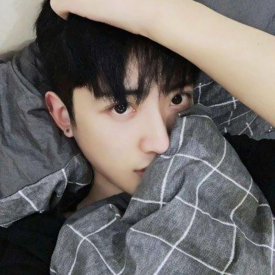 帅气阳光男孩微信头像(精选30张)