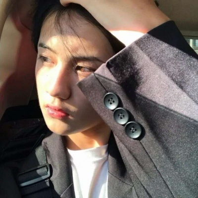 帅气阳光男孩微信头像(精选30张)