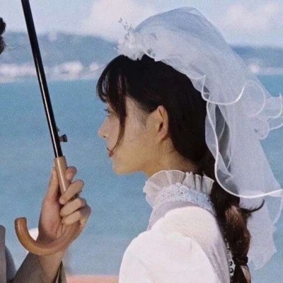 2023一左一右创意情侣头像(精选28张)