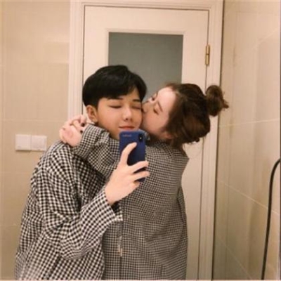 微信情侣一人一张头像一男一女(优选20张)