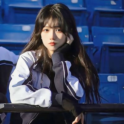 高级情侣头像一人一张(优选22张)