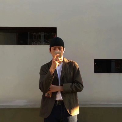 微信情头情侣一人一张(优选22张)