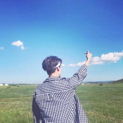 微信情头情侣一人一张(优选22张)