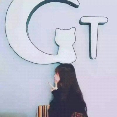 微信情头情侣一人一张(优选22张)