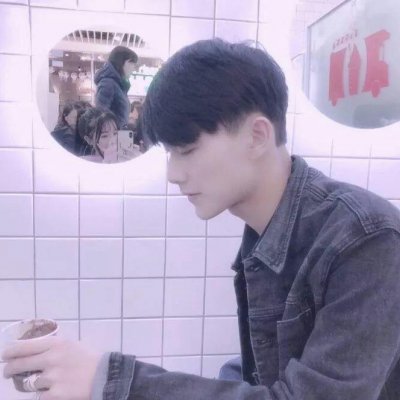 微信情头情侣一人一张(优选22张)