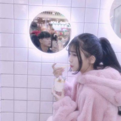 微信情头情侣一人一张(优选22张)