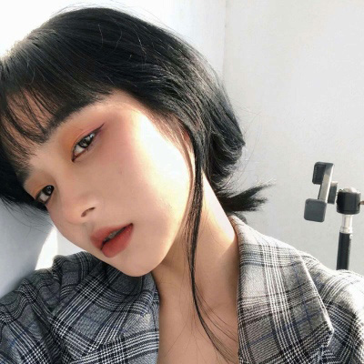 霸气高冷女孩头像图片(共24张)