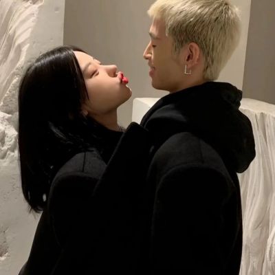 2023高级感不俗气的情侣头像(精选16张)