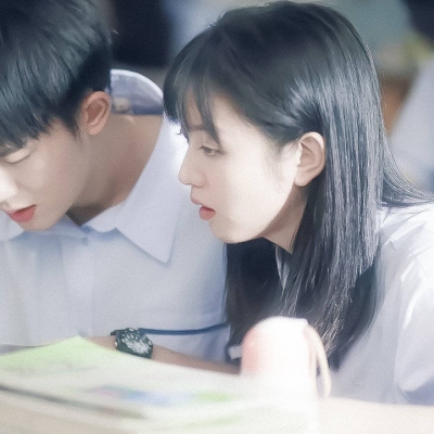 甜蜜情侣头像 一男一女情头(优选24张)